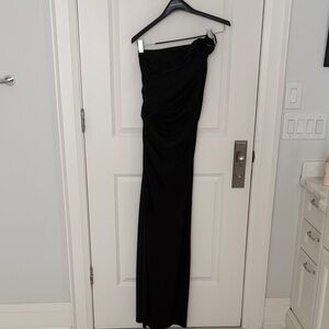 Tadashi Shoji One Shoulder Ruched Black Dress